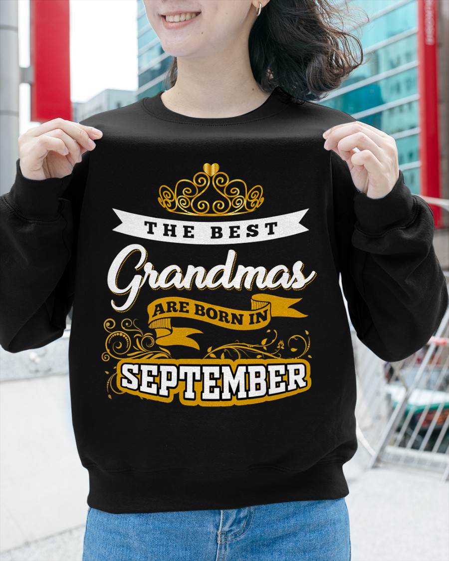 SEPTEMBER GRANDMAS ARE THE BEST - FOR WOMEN - TLEE09 (SKU2605-238-09)