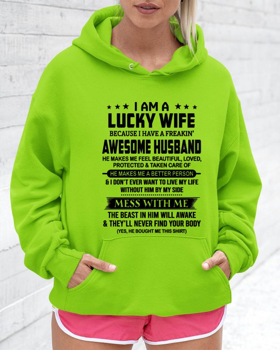 LUCKY WIFE OF AN AWESOME HUSBAND - FROM HUSBAND - TLEE00 (SKU2605-97-00)