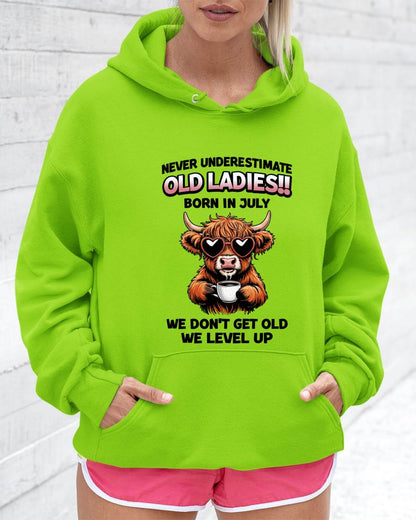 JULY BORN WOMEN LEVEL UP, NEVER GROW OLD SHIRT - FOR WOMEN - TLEE07 (SKU2606-79-07)