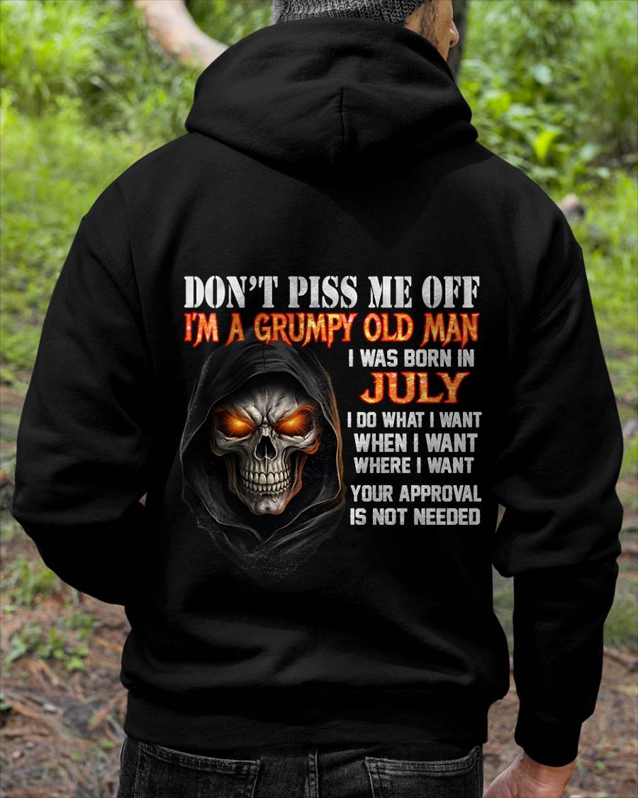 JULY BORN GRUMPY OLD MAN SKULL T-SHIRT – FUNNY ATTITUDE SHIRT - FOR MAN - TLEE07 (SKU2603-323-07)