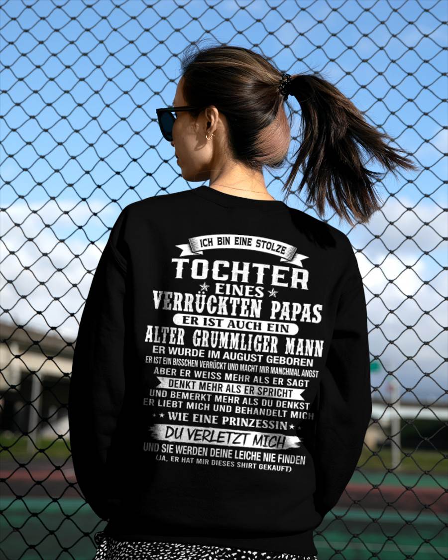 AUGUST / TOCHTER EINES VERRÜCKTEN PAPAS SHIRT - GESCHENK VOM PAPA - TLEE08 (SKU2606-230-08)