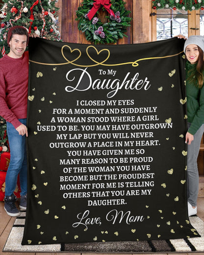 TO MY DAUGHTER - GIFT FOR DAUGHTER FROM MOM - Sherpa Fleece Quilt Blanket (SKUB-BLANKET-MOM00)